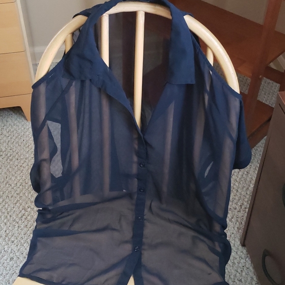 LOVE CULTURE sheer top - Picture 3 of 5